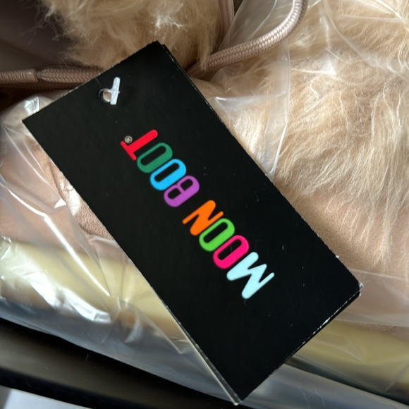 Yeti Moon Boot🧌 - Picture 13 of 14